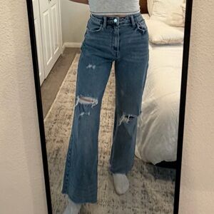 Vintage Guess Distressed Straight Leg Jeans (Women’s 25/26)